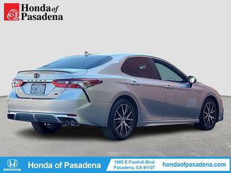 Used 2023 Toyota Camry SE w/ Protection Package (Q2) (TMS) FWD video 2