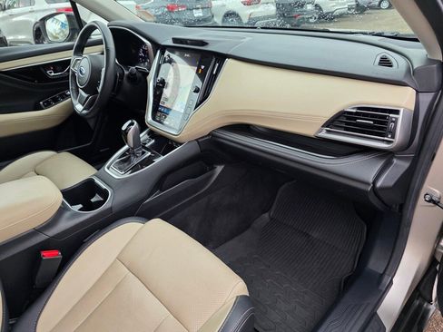 Used 2020 Subaru Outback Limited image 25