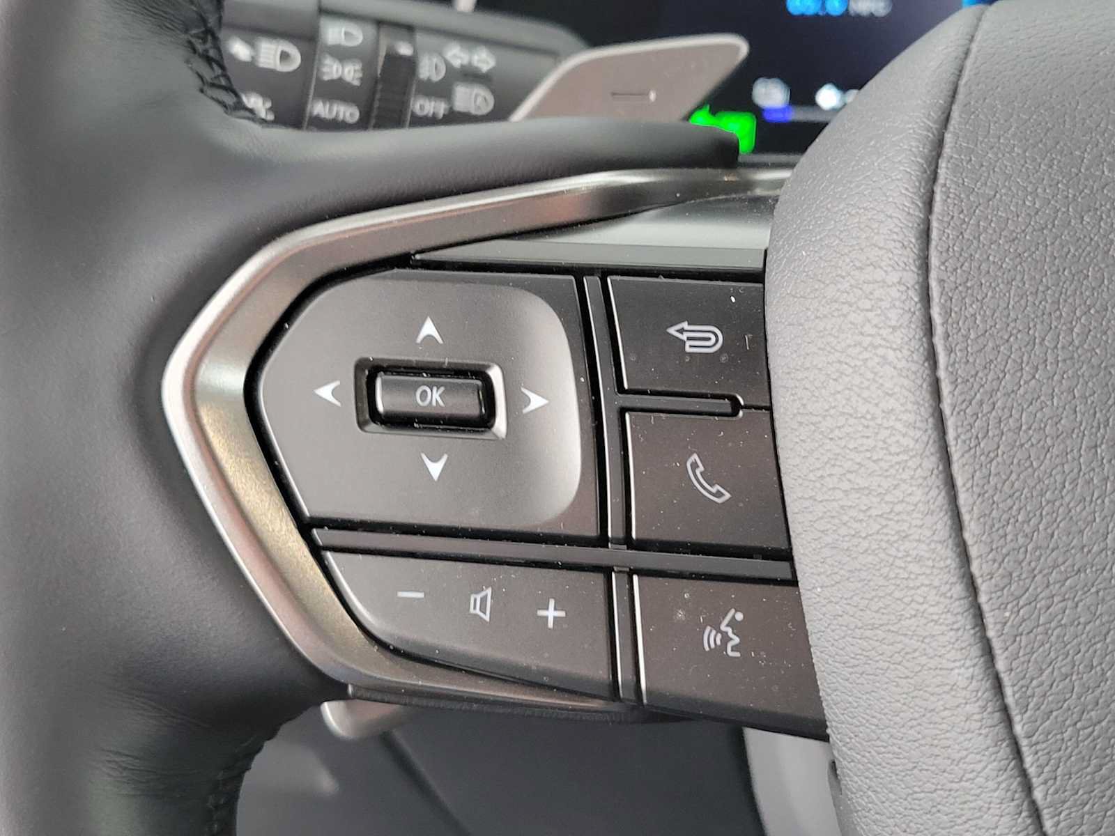 Certified 2026 Lexus RX 450h AWD w/ Convenience Package image 29