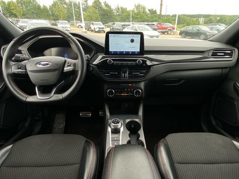 Used 2024 Ford Escape ST-Line FWD image 18