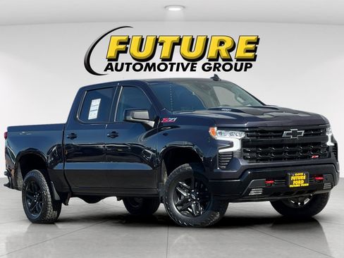 Used 2023 Chevrolet Silverado 1500 LT Trail Boss w/ Protection Package image 1