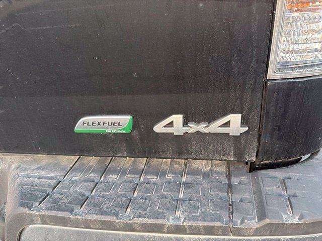 Used 2013 Toyota Tundra Limited w/ Memory Pkg AWD/4WD image 14