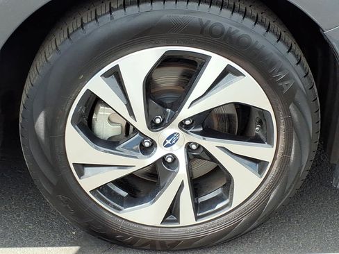 Certified 2025 Subaru Legacy Premium AWD/4WD image 9
