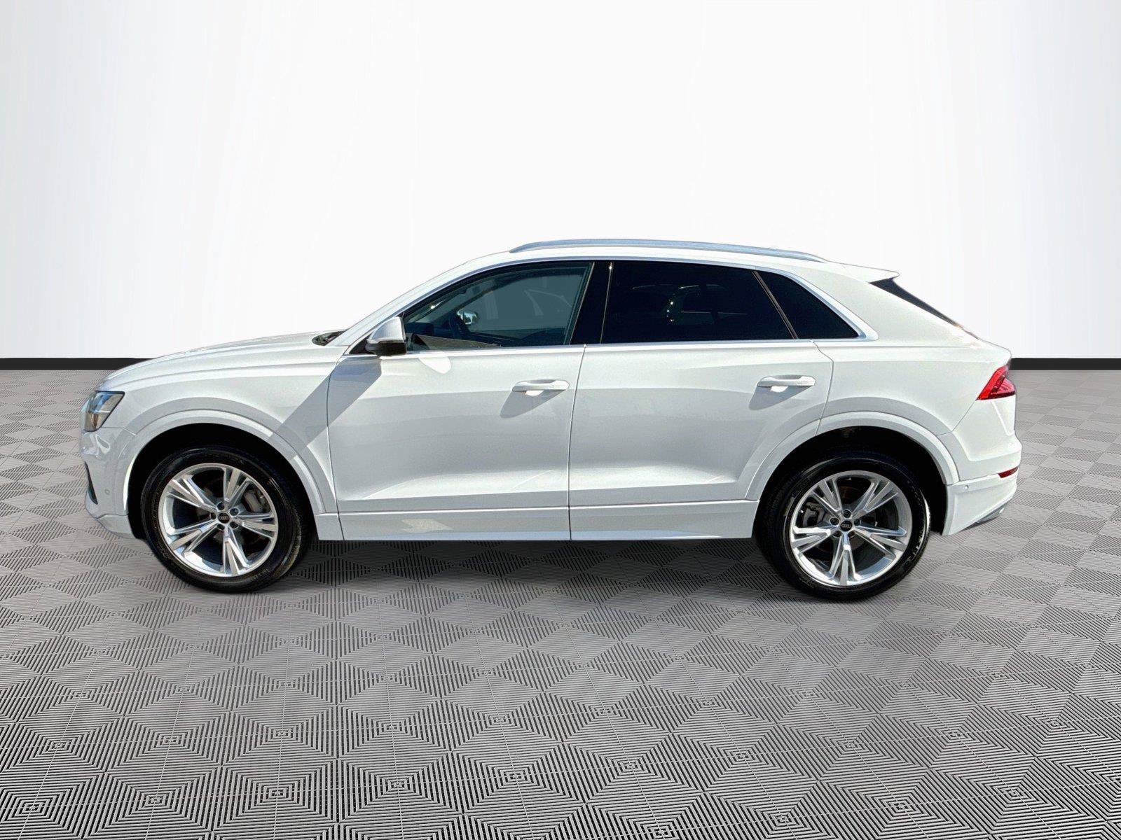 Used 2023 Audi Q8 Premium Plus w/ Premium Plus Package AWD/4WD image 4