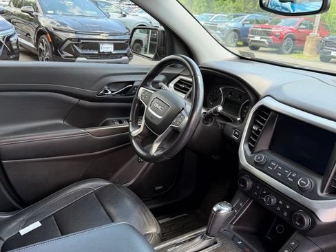 Used 2019 GMC Acadia SLT w/ Black Edition AWD/4WD image 16