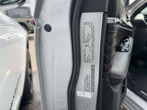 Used 2023 Jeep Grand Cherokee Summit w/ Luxury Tech Group V image 26