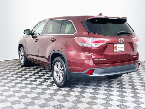 Used 2016 Toyota Highlander Plus image 6