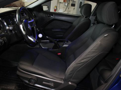 Used 2014 Ford Mustang GT RWD image 22