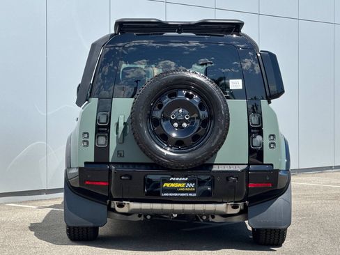 New 2026 Land Rover Defender 110 Trophy Edition AWD/4WD image 4