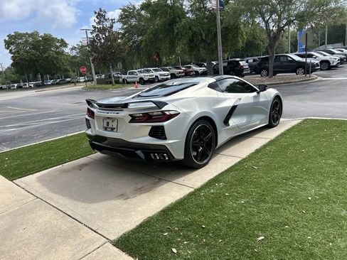 Used 2021 Chevrolet Corvette Stingray Preferred Cpe w/ Z51 Performance Package RWD image 5