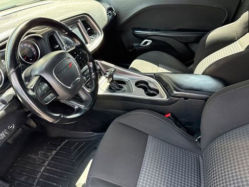 Used 2021 Dodge Challenger R/T image 19