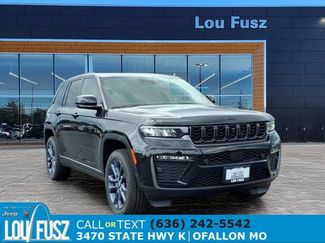 New 2026 Jeep Grand Cherokee Limited AWD/4WD video 1