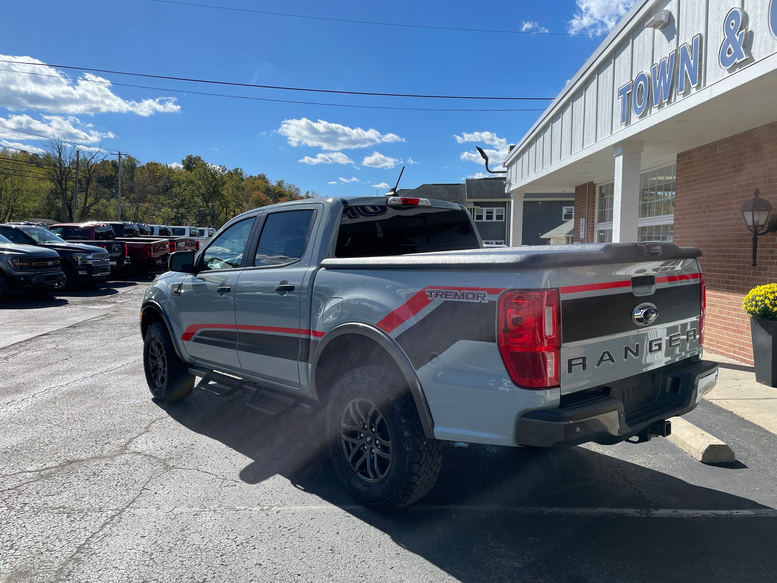 Certified 2022 Ford Ranger XLT w/ Tremor Off-Road Package AWD/4WD image 7