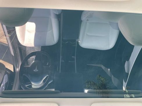 Used 2019 Tesla Model 3 Mid Range RWD image 21