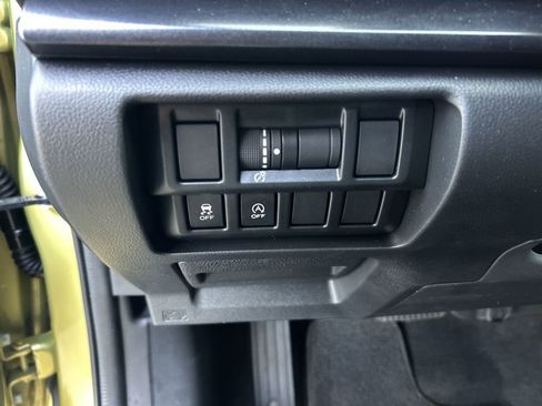 Certified 2023 Subaru Crosstrek 2.5i Sport AWD/4WD image 17