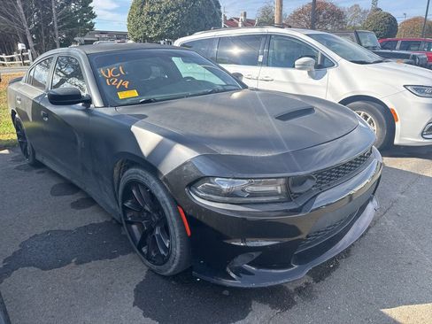 Used 2020 Dodge Charger Scat Pack image 3