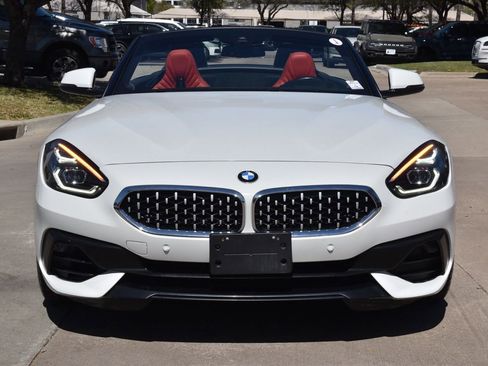 Used 2019 BMW Z4 sDrive30i w/ Premium Package image 3