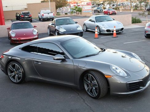 Used 2017 Porsche 911 Carrera image 11