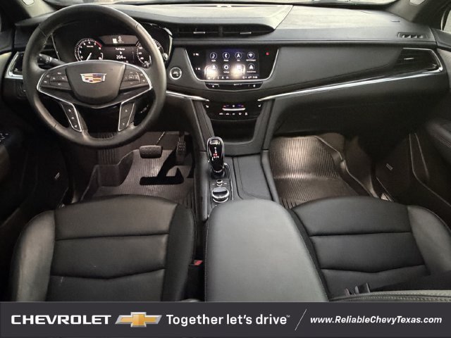 Used 2025 Cadillac XT5 Premium Luxury w/ LPO, Floor Liner Package AWD/4WD image 11