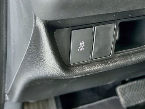 New 2027 Honda HR-V LX image 14