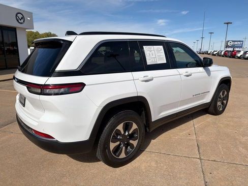 Used 2024 Jeep Grand Cherokee Limited 4xe image 19