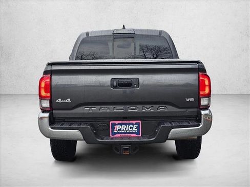 Used 2018 Toyota Tacoma SR5 image 4