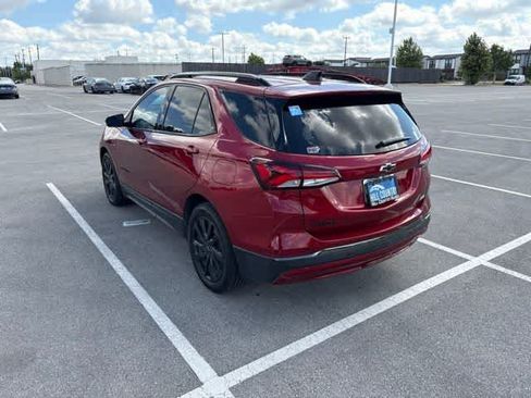 Used 2022 Chevrolet Equinox RS FWD image 3