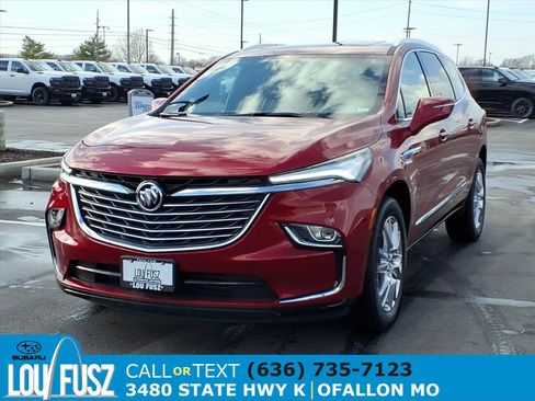 Used 2024 Buick Enclave Essence w/ Experience Buick Package image 2