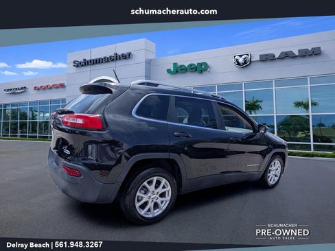 Used 2015 Jeep Cherokee Latitude FWD image 7
