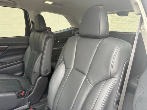 Used 2026 Subaru Ascent Touring AWD/4WD image 26