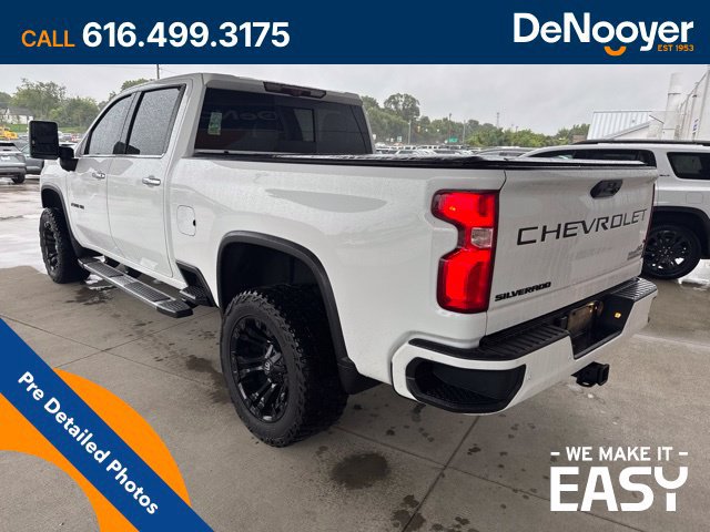 Used 2020 Chevrolet Silverado 2500 High Country w/ LPO, Dark Essentials Package AWD/4WD image 4