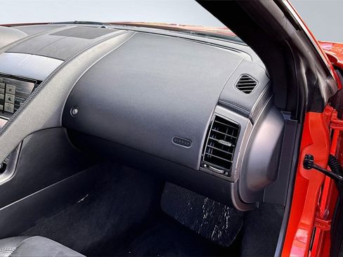 Used 2015 Jaguar F-TYPE Convertible image 17