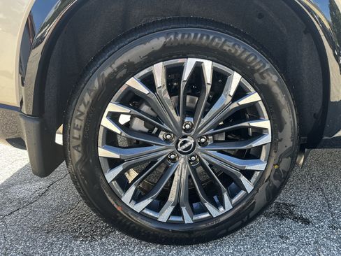 New 2026 Nissan Rogue Platinum AWD/4WD image 9