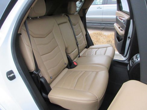 Used 2019 Cadillac XT5 Platinum image 22