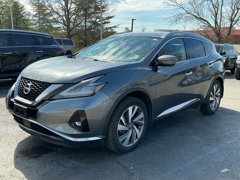Used 2019 Nissan Murano SL image 2