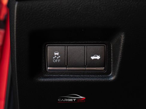 Used 2018 INFINITI Q60 Red Sport 400 w/ Pro Active Package image 33