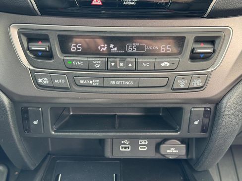 Certified 2025 Honda Passport EX-L image 15