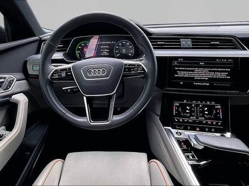 Used 2024 Audi Q8 e-tron Prestige AWD/4WD image 5