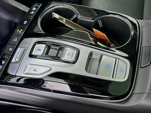 Used 2024 Hyundai Tucson Limited image 18