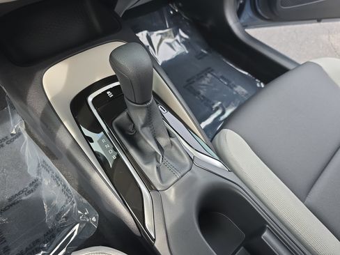 Used 2026 Toyota Corolla LE image 23