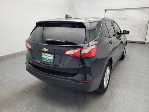 Used 2021 Chevrolet Equinox LS w/ LS Convenience Package image 7