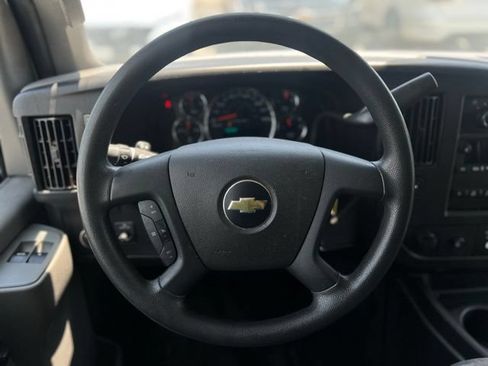 Used 2019 Chevrolet Express 3500 Extended w/ Power Convenience Package RWD image 20