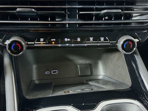 New 2026 Chevrolet Traverse RS w/ LPO, Floor Liner Package image 15