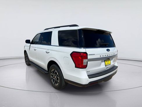 Used 2022 Ford Expedition XLT RWD image 5