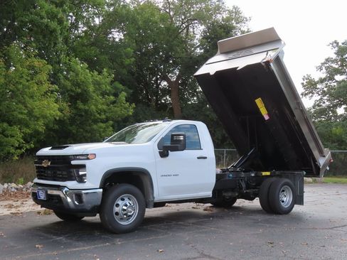 New 2025 Chevrolet Silverado 3500 W/T w/ WT Convenience Package image 15