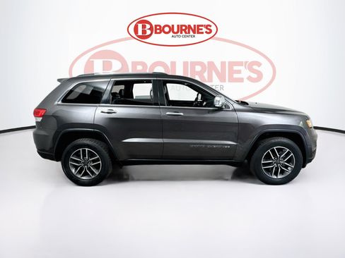 Used 2019 Jeep Grand Cherokee Limited w/ Trailer Tow Group IV AWD/4WD image 13
