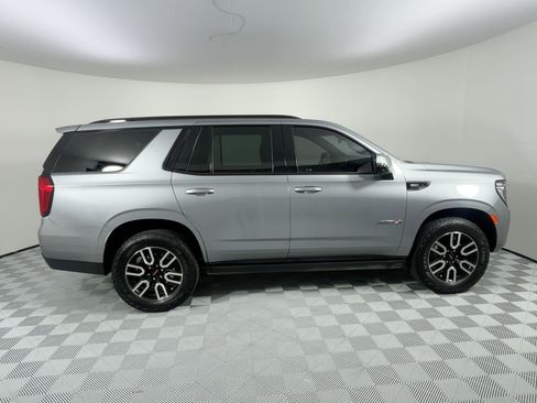 Used 2024 GMC Yukon AT4 w/ Technology Package image 8