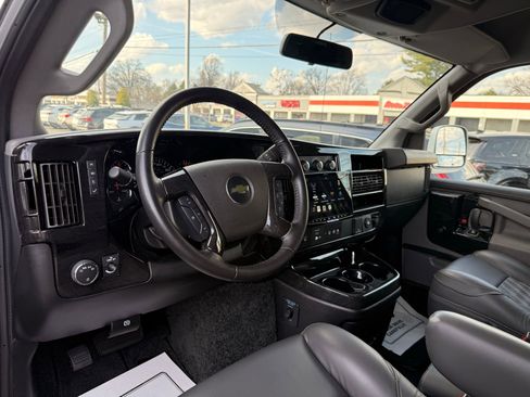 Used 2023 Chevrolet Express 2500 Extended RWD image 45