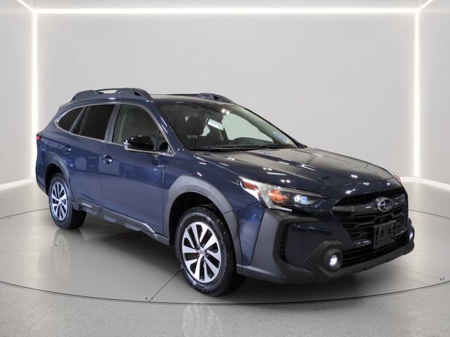 Used 2024 Subaru Outback Premium AWD/4WD image 8