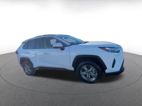 Used 2025 Toyota RAV4 XLE image 2